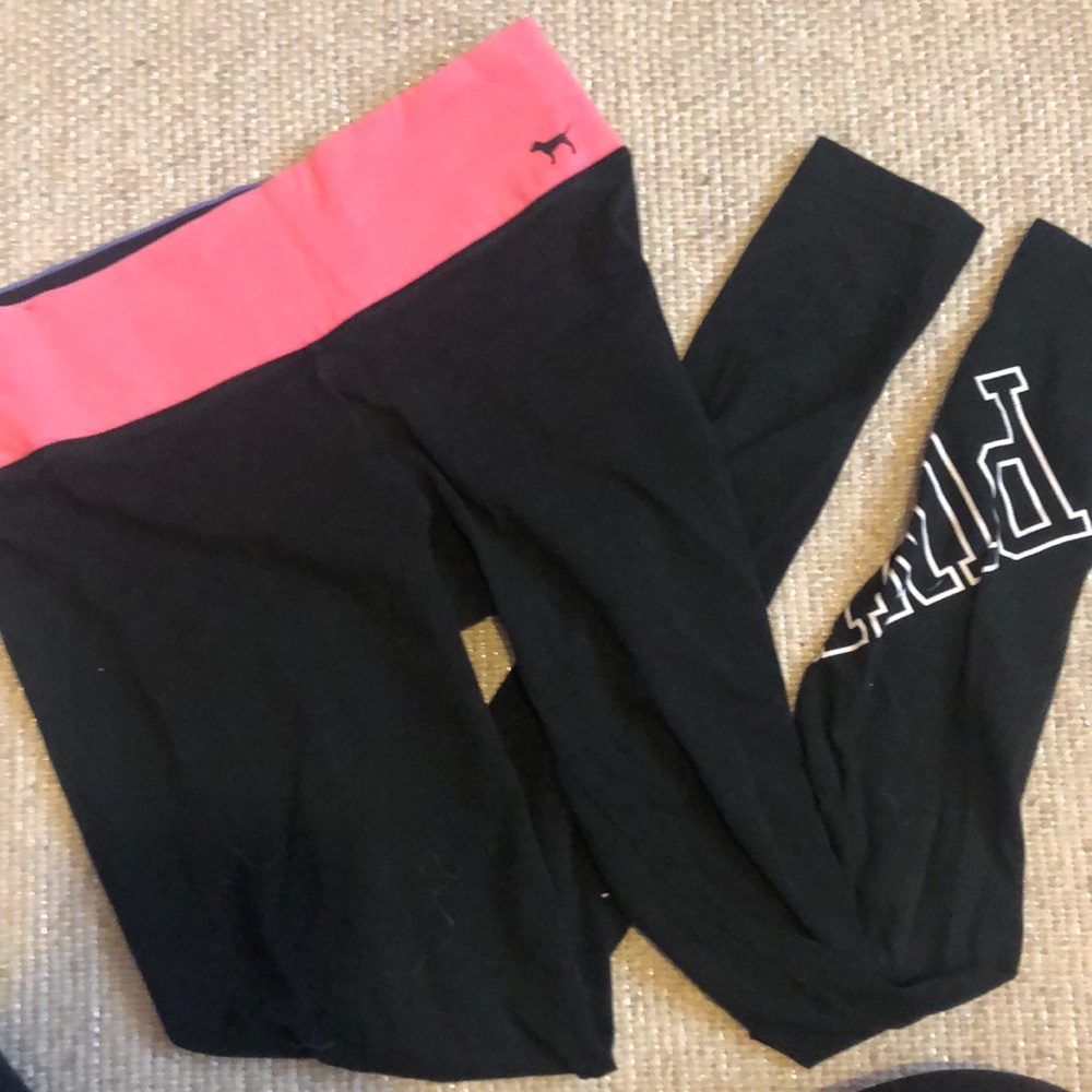 Victoria’s Secret pink leggings